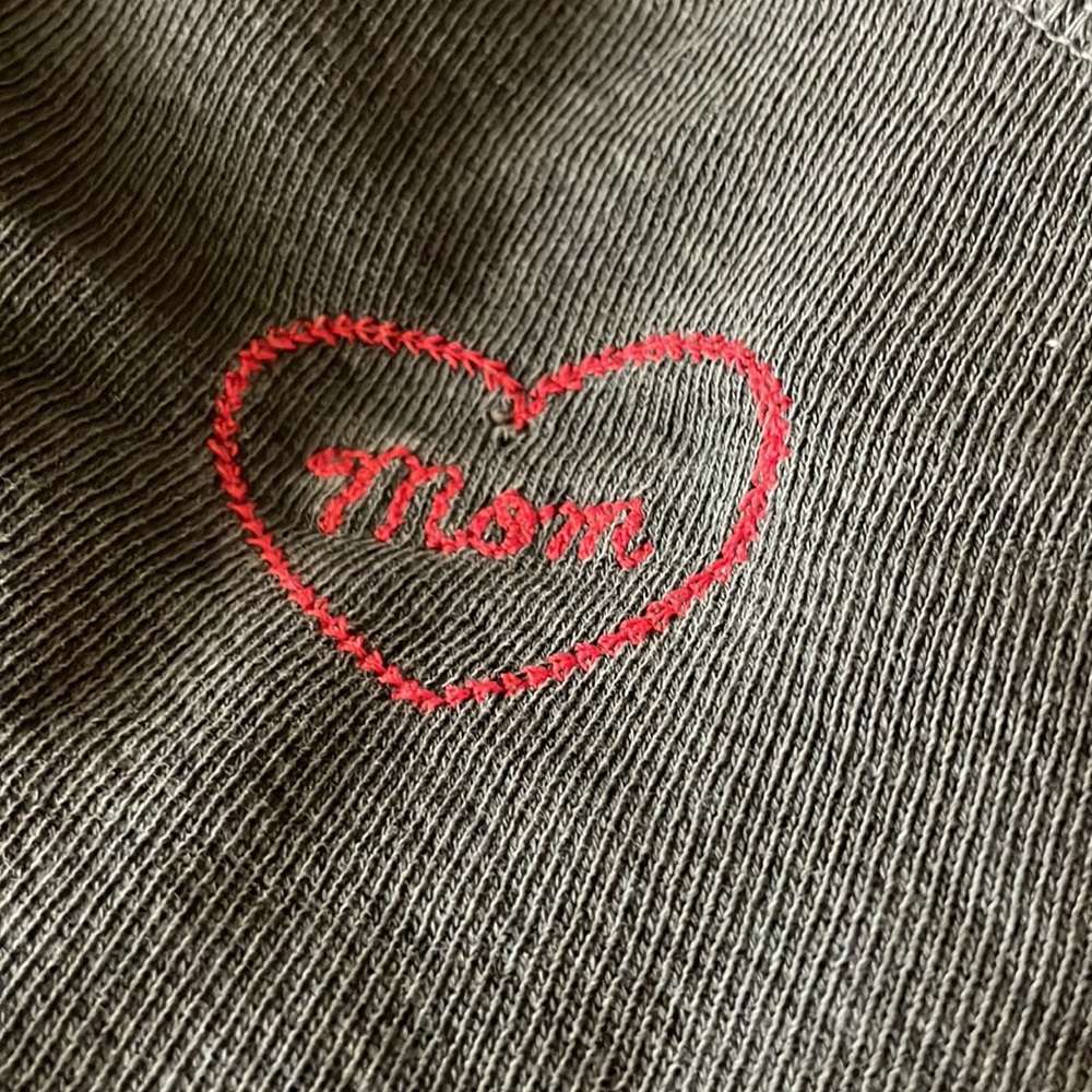 The Great. Mom sweatshirt. Size 0.